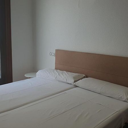 Fuencarral Kryse&Breogan Hotel Madrid Bagian luar foto