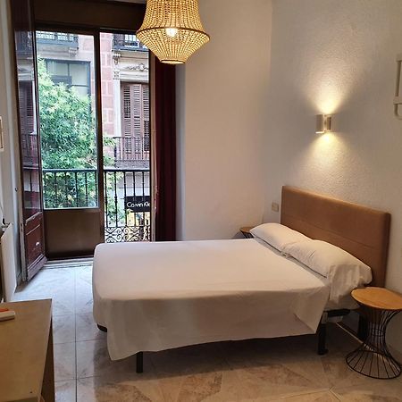 Fuencarral Kryse&Breogan Hotel Madrid Bagian luar foto