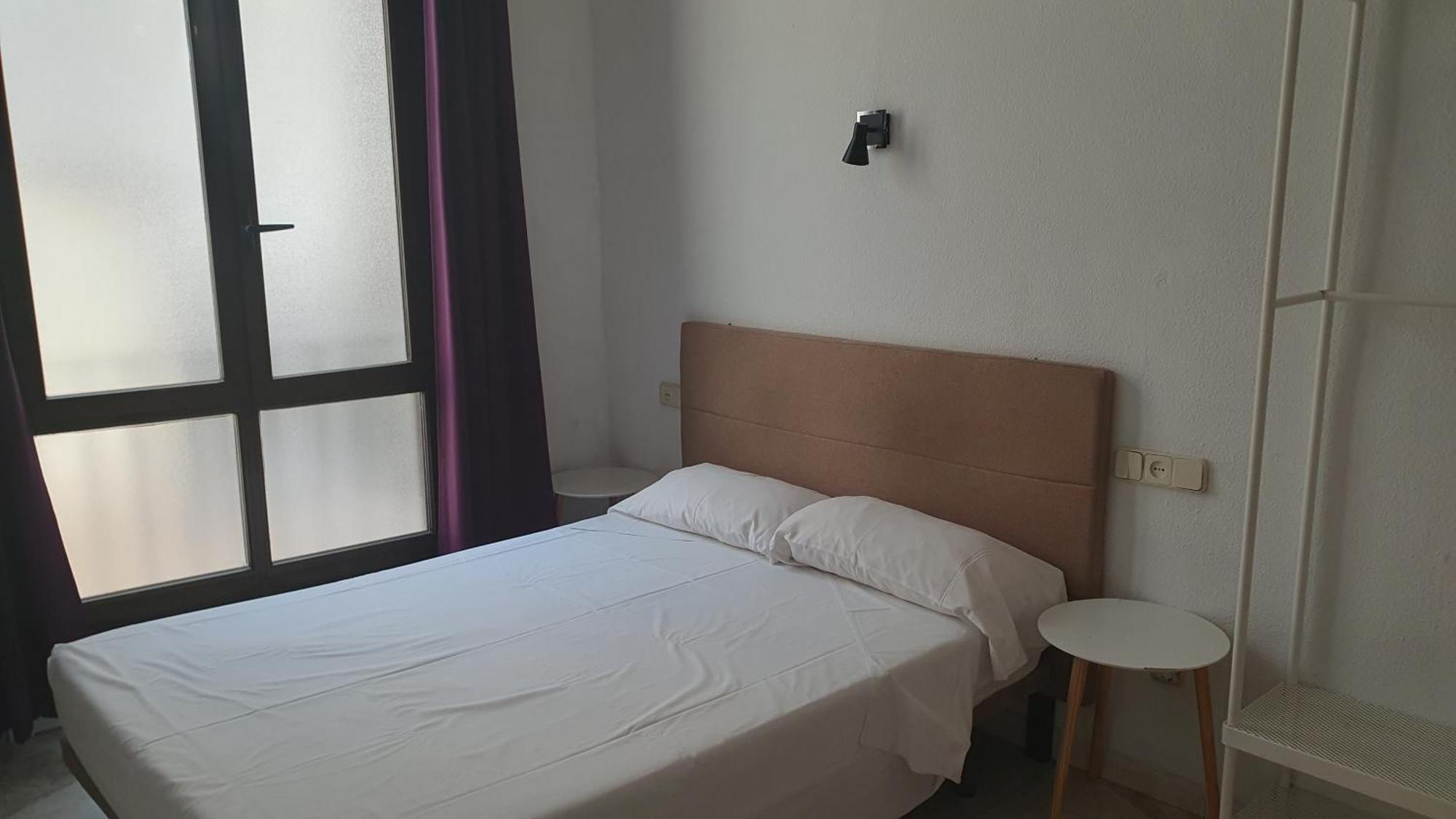 Fuencarral Kryse&Breogan Hotel Madrid Bagian luar foto